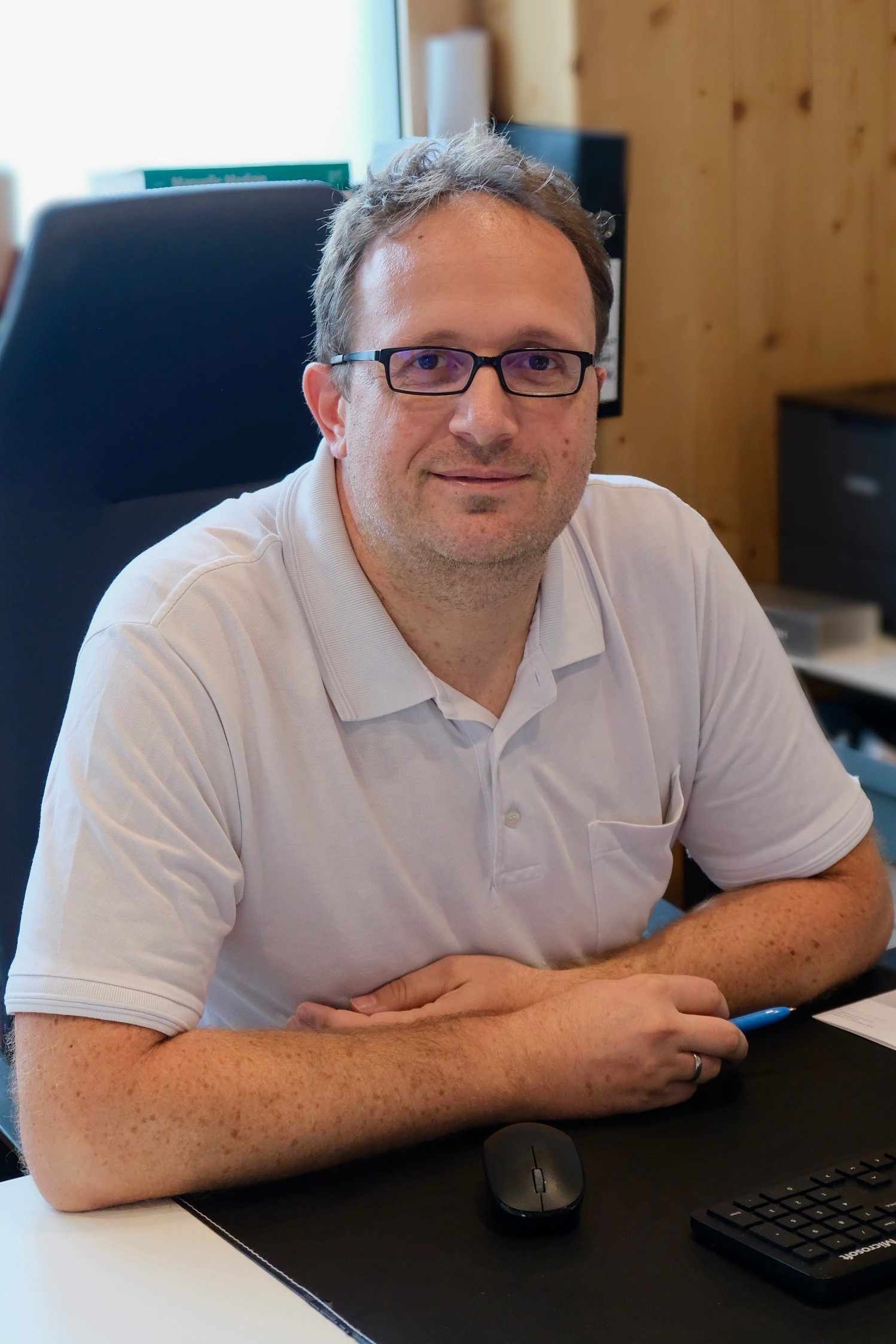 Dr. Michael Schmid
